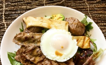 아침식사로 차돌박이 샐러드, 어때요?