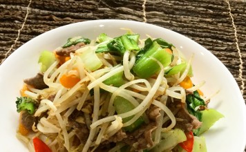 연말 모임 쉬는 날엔 차돌 숙주 볶음