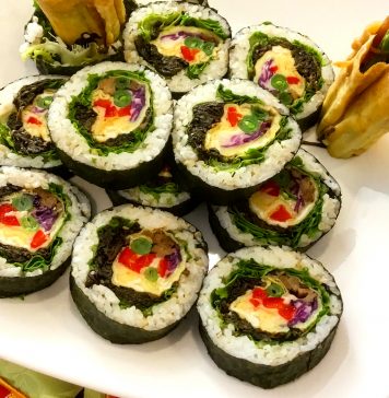 달걀말이 김밥과 채소의 웰빙 콜라보~