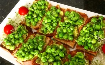 파릇파릇 싱그러운 맛, 완두콩 토스트