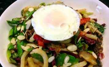 뜨거운 주말에는 차가운 우동 샐러드