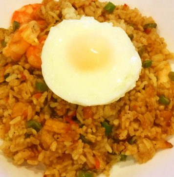 영양 가득담은 간편 도시락, 새우 볶음밥