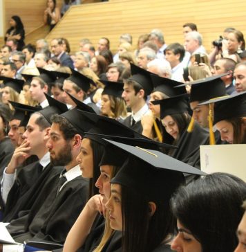 앞으로 10년 이상 유망할 대학 전공은 무엇일까